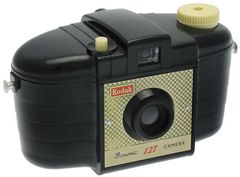 Kodak Ltd. - Brownie 127 1er modèle à façade croisillons miniature